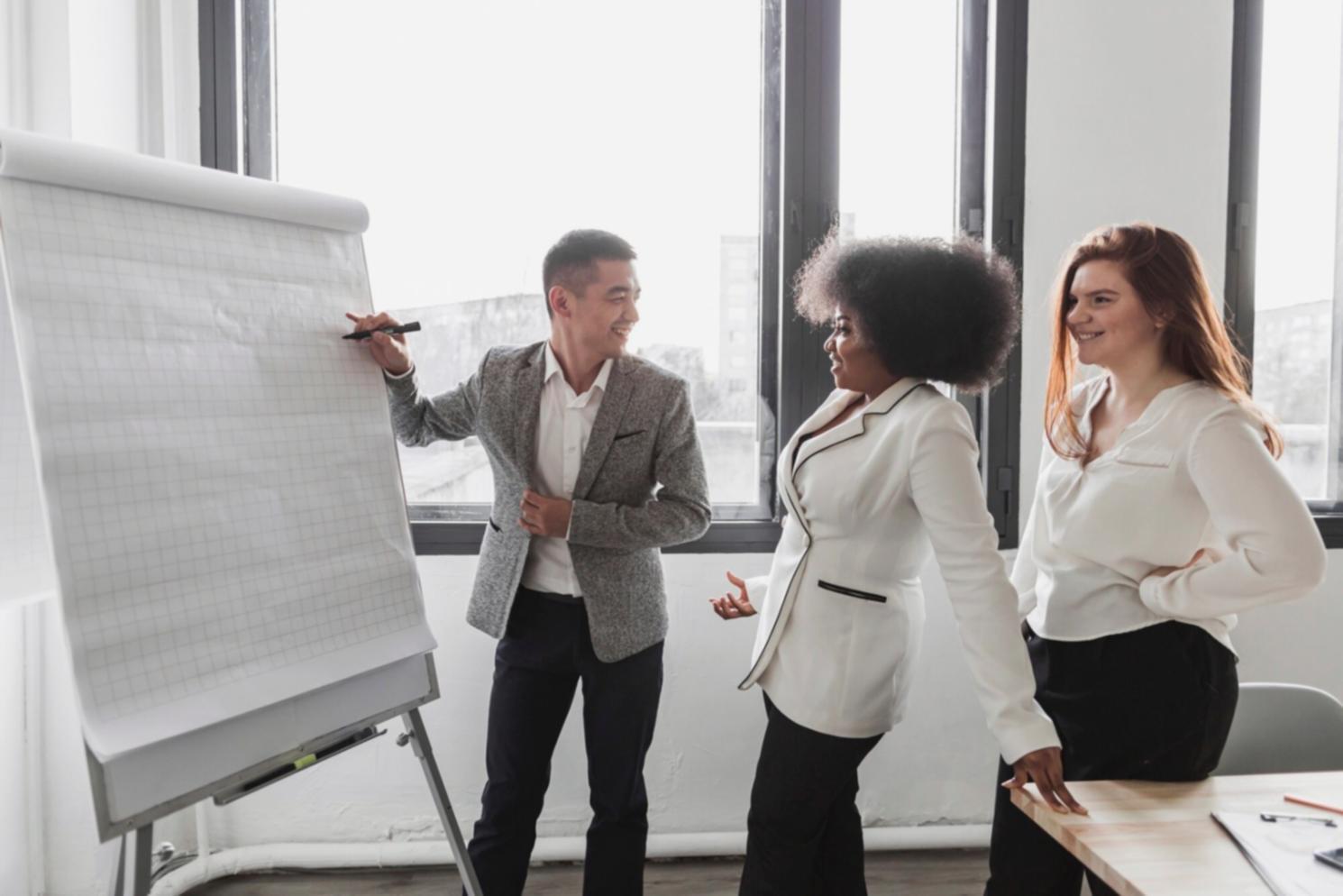 Espace de travail organisé pour l'apprentissage en ligne